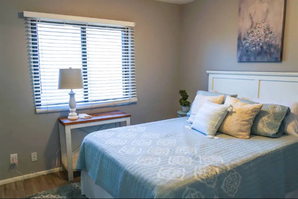 3rd bedroom with Queen Bed