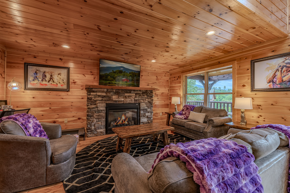 The Grand Lounge is the heart of Headliner Hideaway, designed like the private mountain retreat of a musician who has spent decades on the road and finally found a place to slow down.