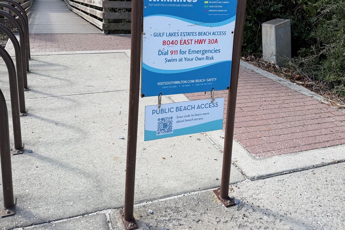 Gulf Lakes Estates Beach Access Entrance