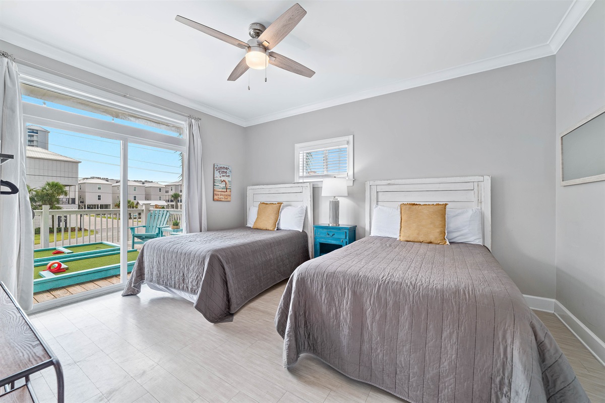 Just look at those comfortable beds - perfect for you and your family to enjoy an incredible beach vacation.