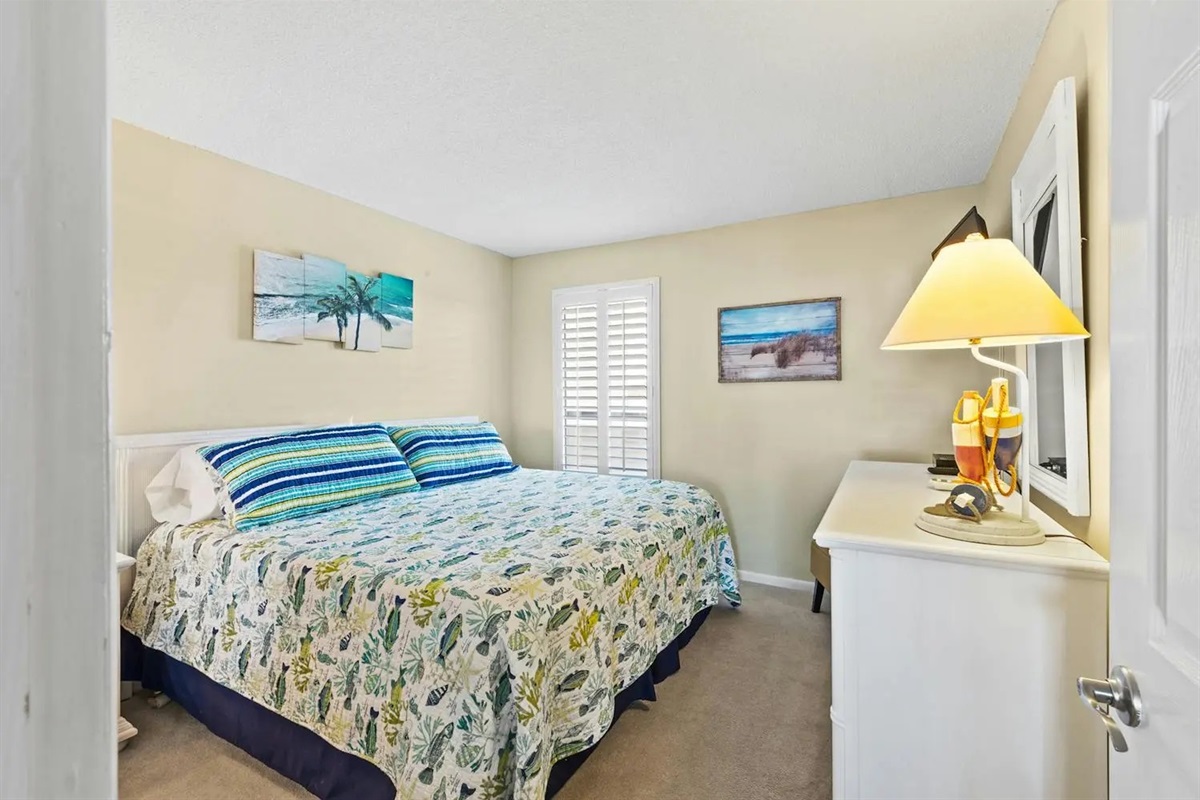 King bed in the spacious 2nd Bedroom