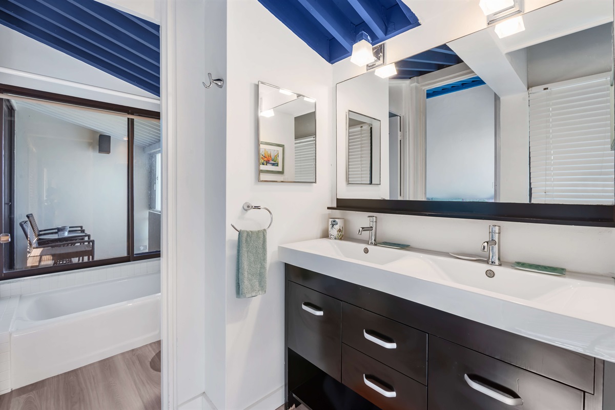 Crisp, clean, and ready for your post-beach refresh