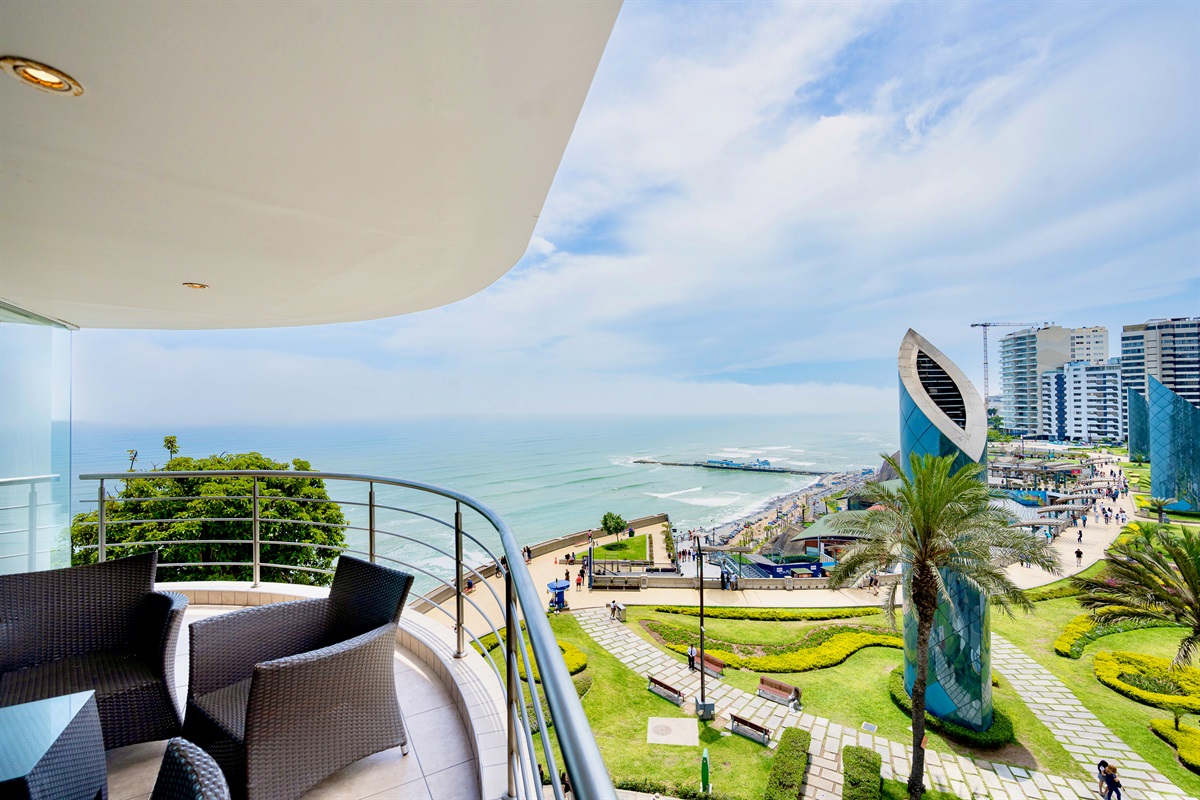 Unbeatable Location: Direct views of Larcomar and the JW Marriott. The heart of Miraflores' prestige is literally at your doorstep (Photo taken from apartment balcony)