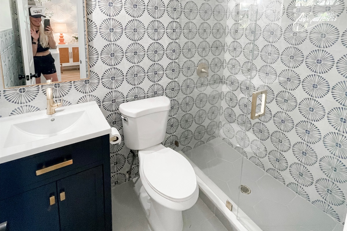 A fresh and refined space to refresh and reset.