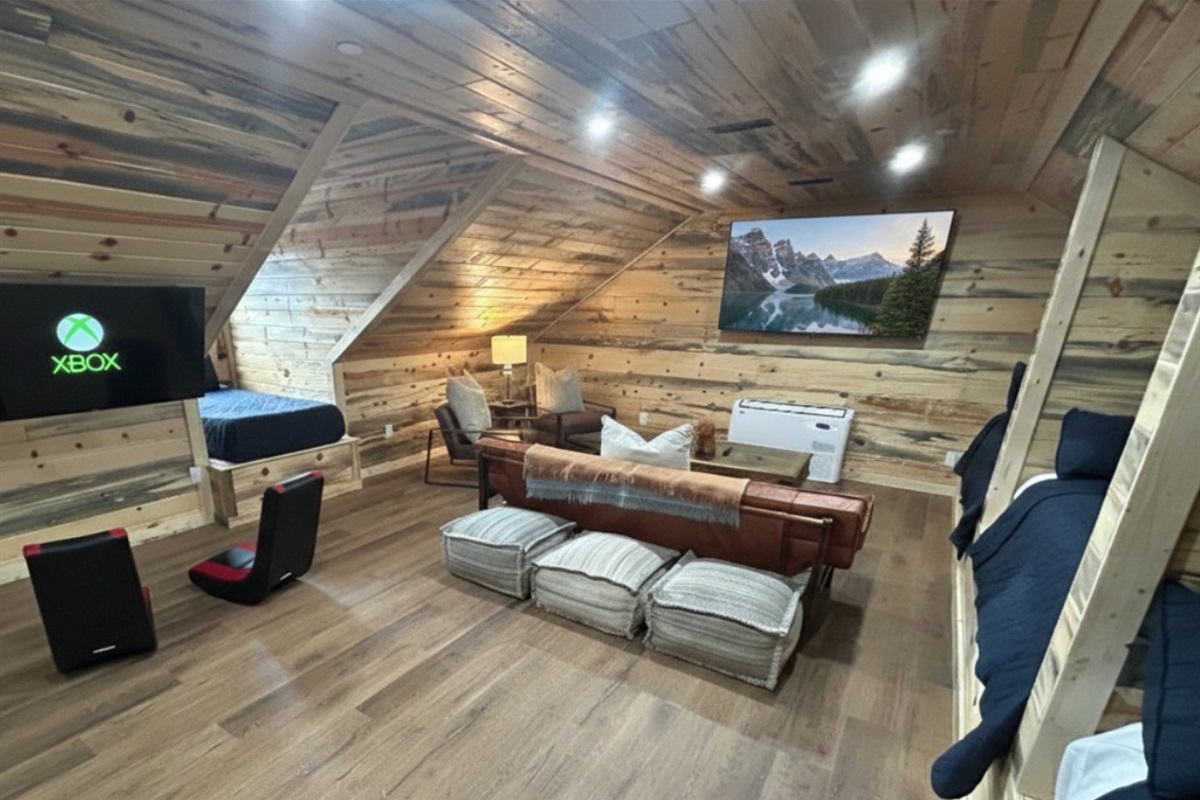 Upstairs kids room with 3 TV's and 2 XBoxes