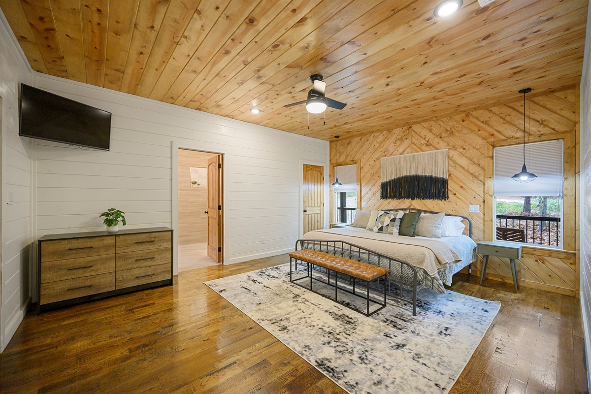 First floor king suite comfort with a peaceful, tucked away feel.
Soft textures, warm wood tones, and your own private ensuite bathroom create the kind of space you’ll look forward to winding down in every night.