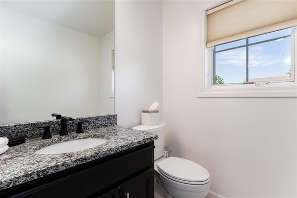 The Irish Grand | 4BR Home | 0.5 Mi to Campus | Sleeps 20, photo 20
