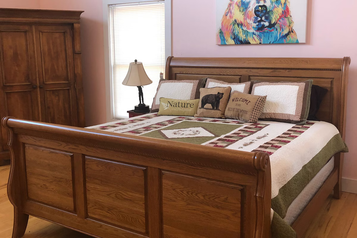 Master bedroom 