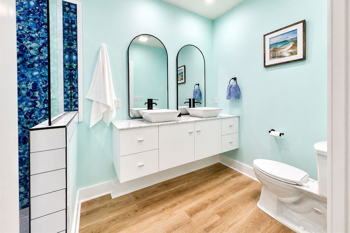 Enjoy a modern bathroom with plenty of room to refresh.