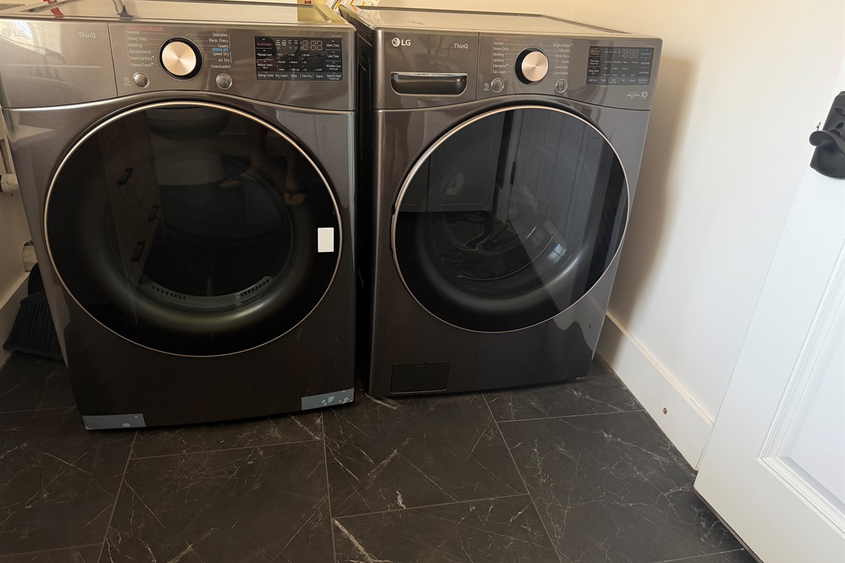 Washer & Dryer