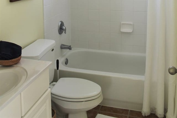 2nd floor bathroom. Shower/tub. Shared by guest bedroom #1 and #2.