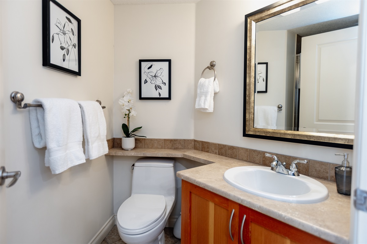 Unit A. Shower in Bathroom 2. All linens provided.