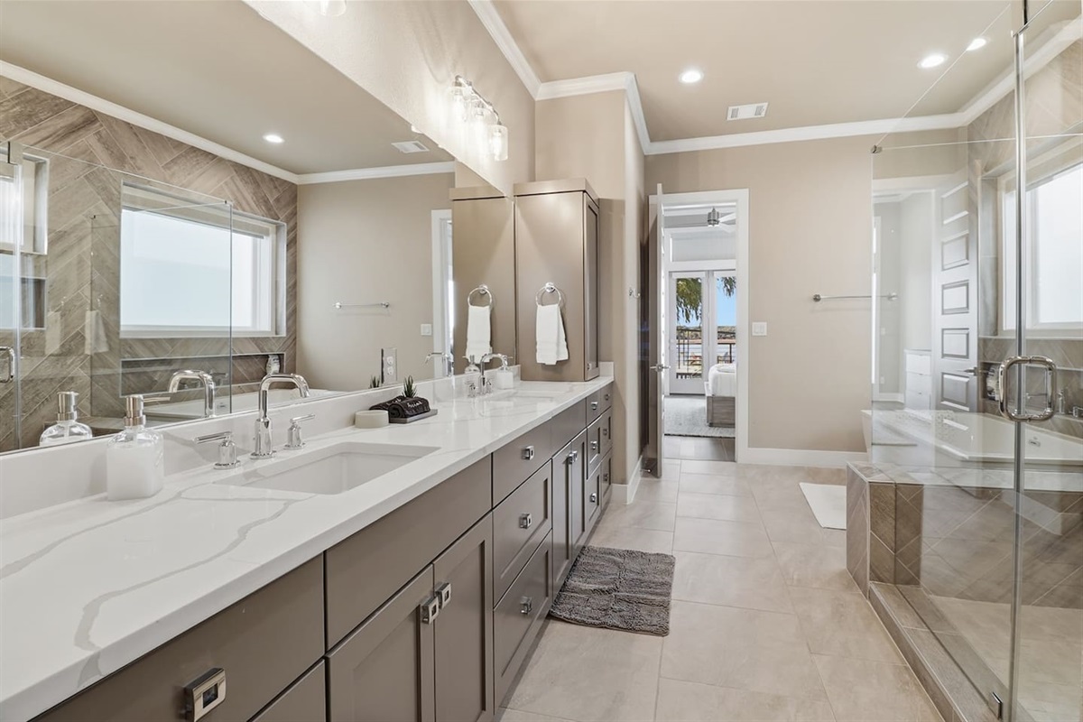 Primary Ensuite Bathroom