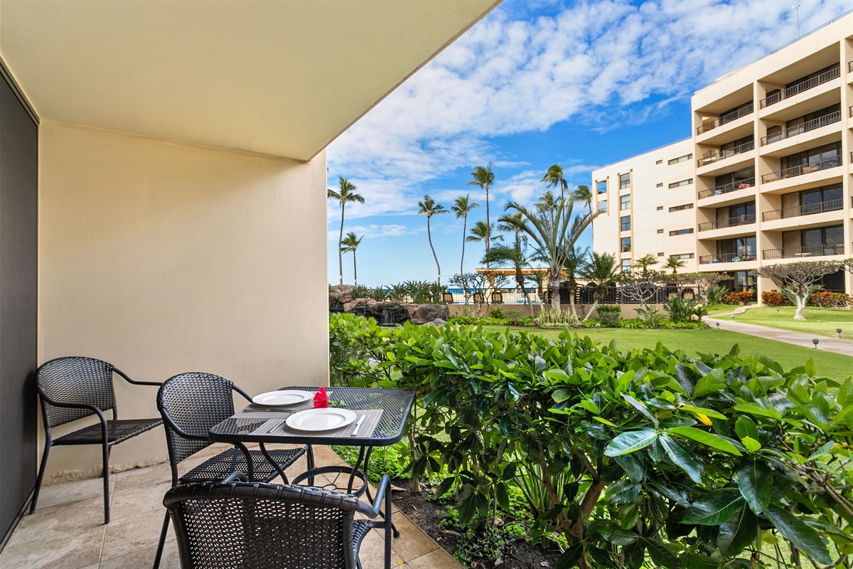 Your groundfloor lanai provides direct access to the lawn for kids to play