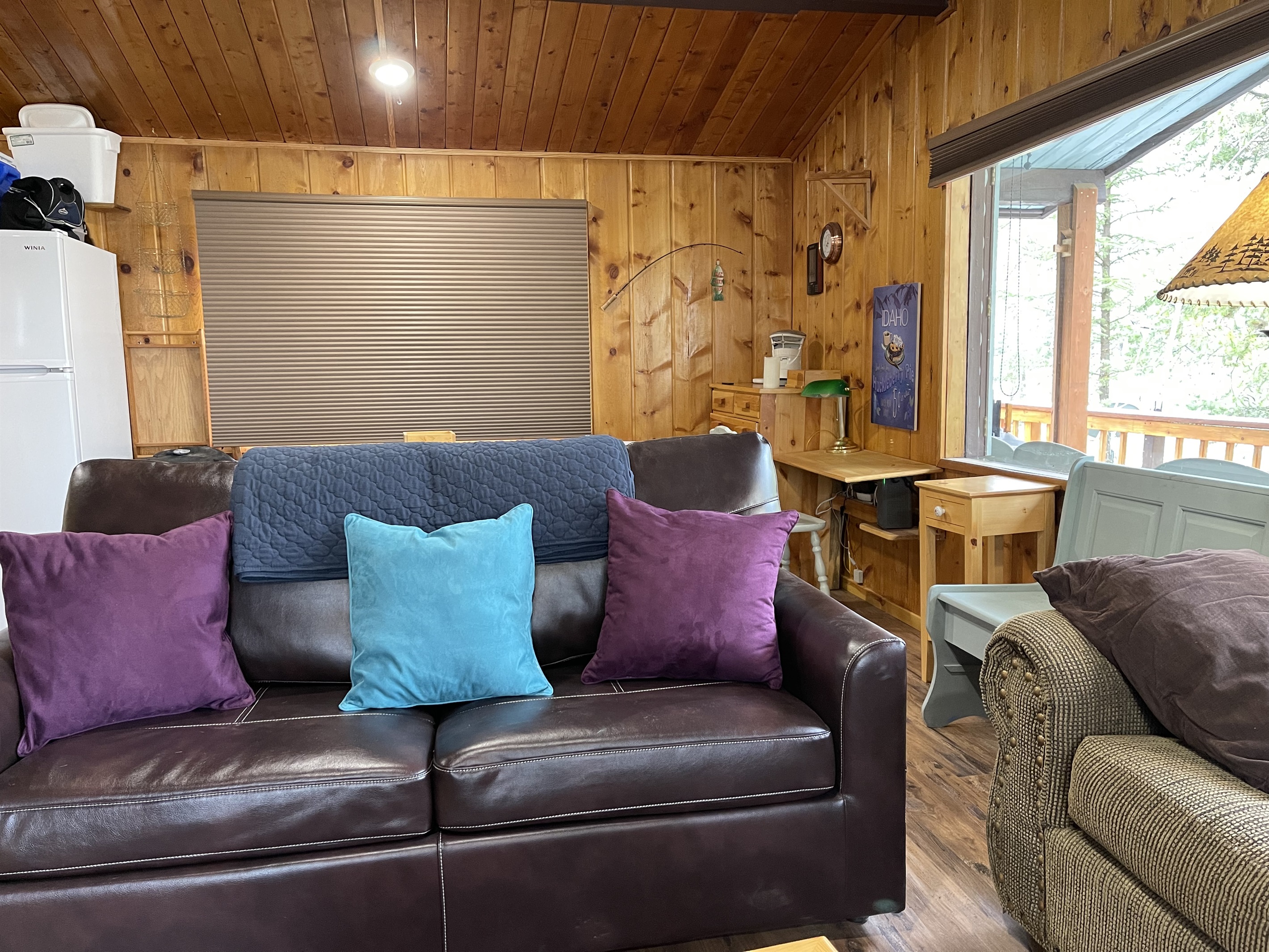 Huckleberry Hut | Yellowstone Cabin| 3