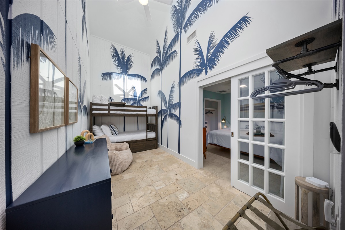 Where vacation dreams happen ✨
Bright, coastal, and thoughtfully designed for comfort and fun at Pickleball Point.