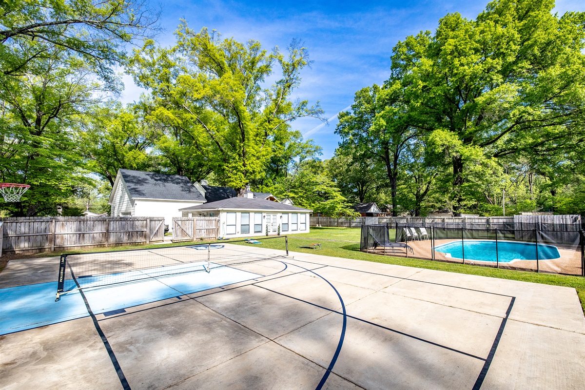 Basketball/pickleball court and pool