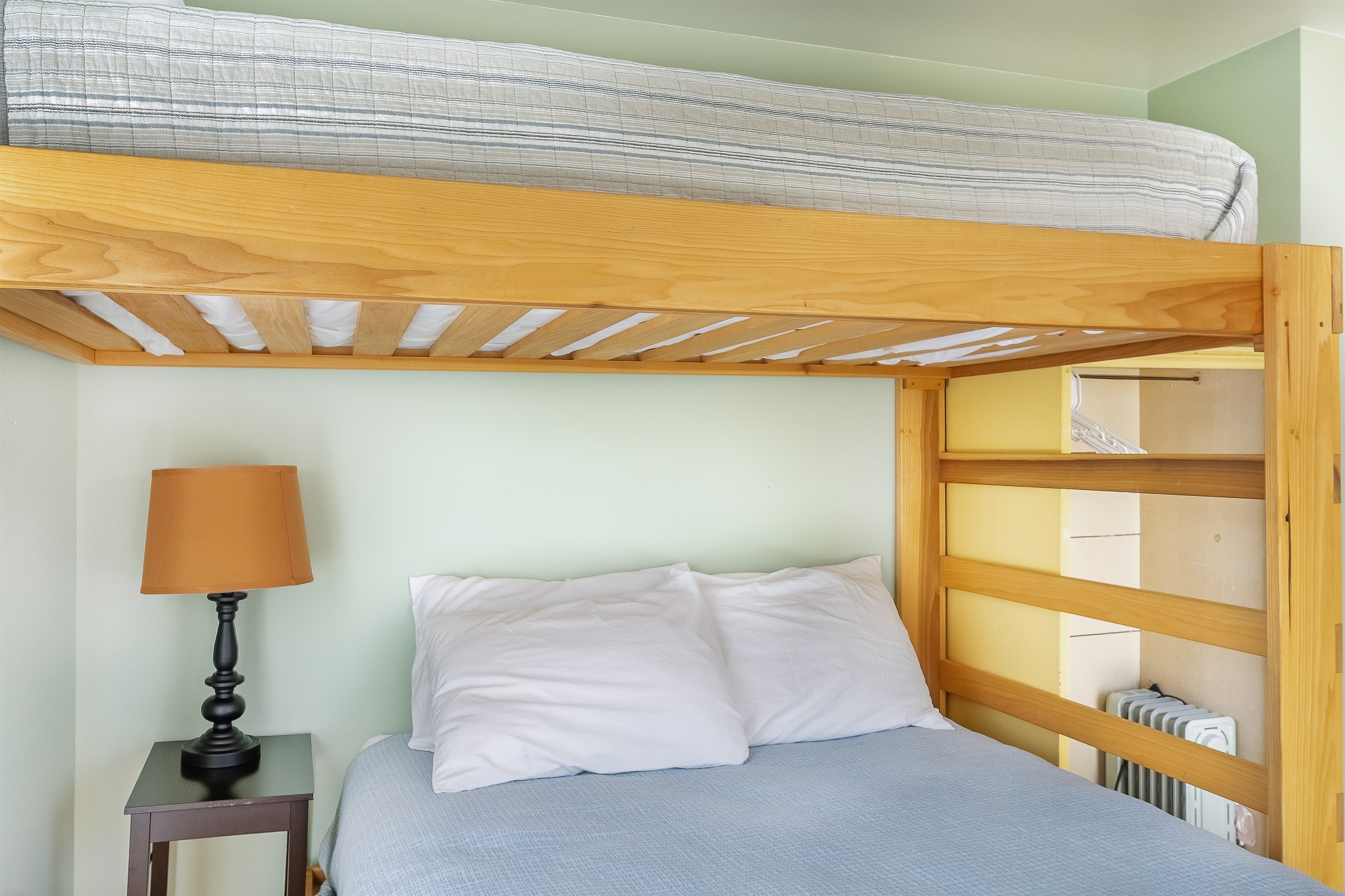 Bedroom - Double - Twin - Bunk Rails in Master Closet