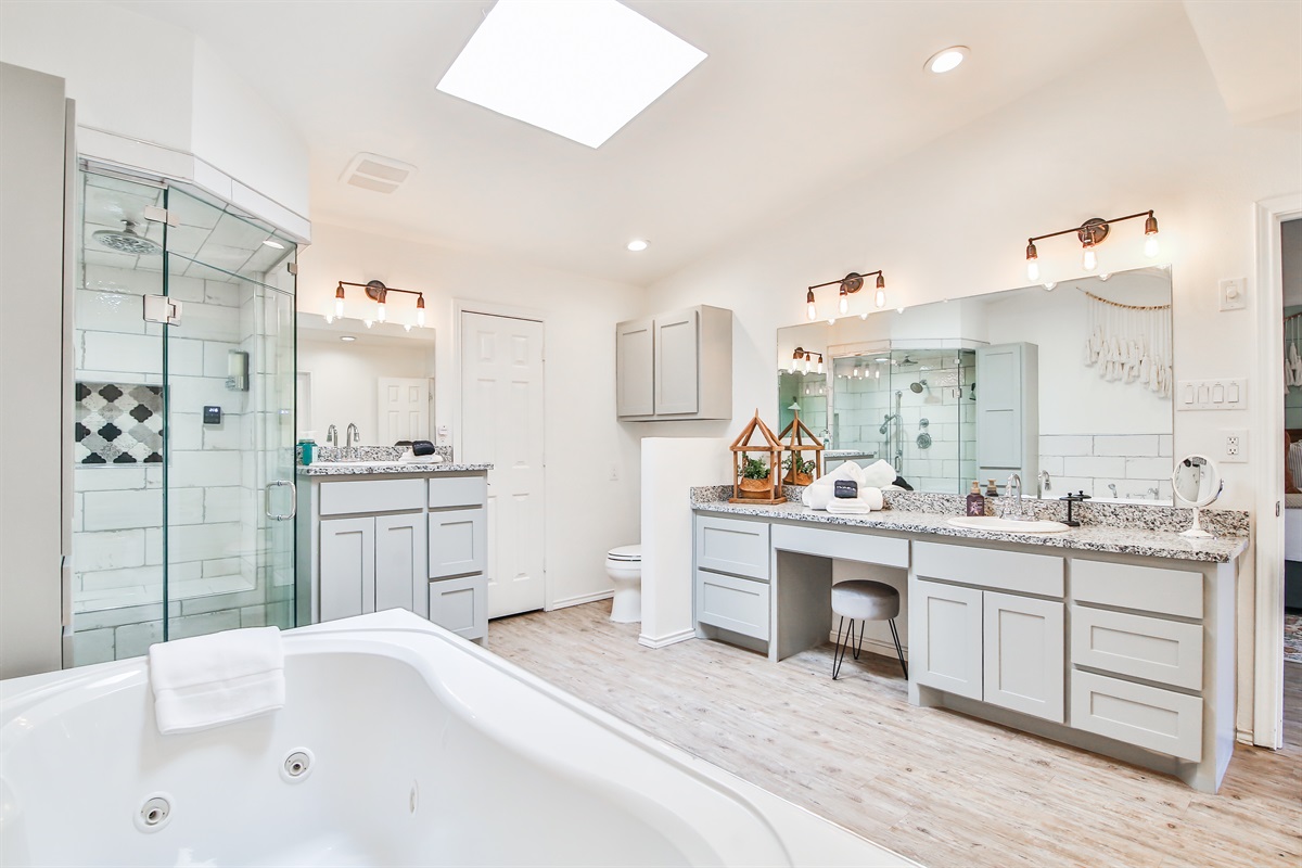 Master bathroom 