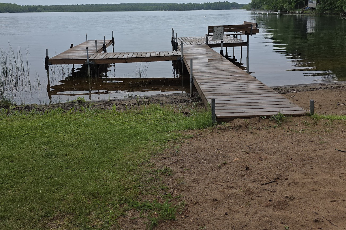 Beach Dock and boat tie up