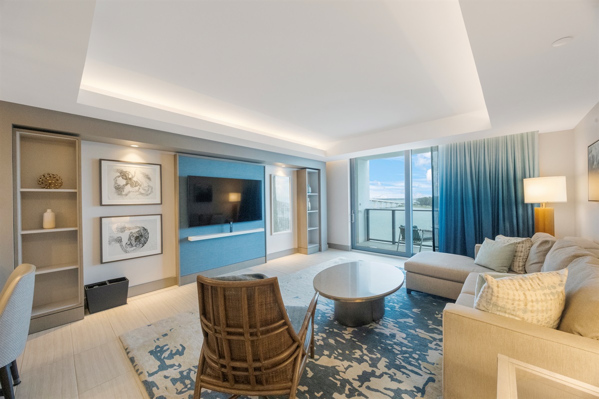 Living area, entrance to 7th floor private balcony