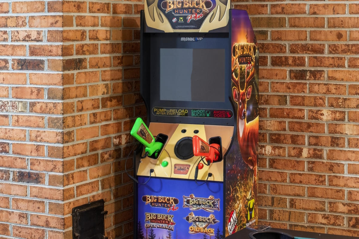 Game Room: Unleash your competitive spirit with classic arcade fun and pool table challenges!
