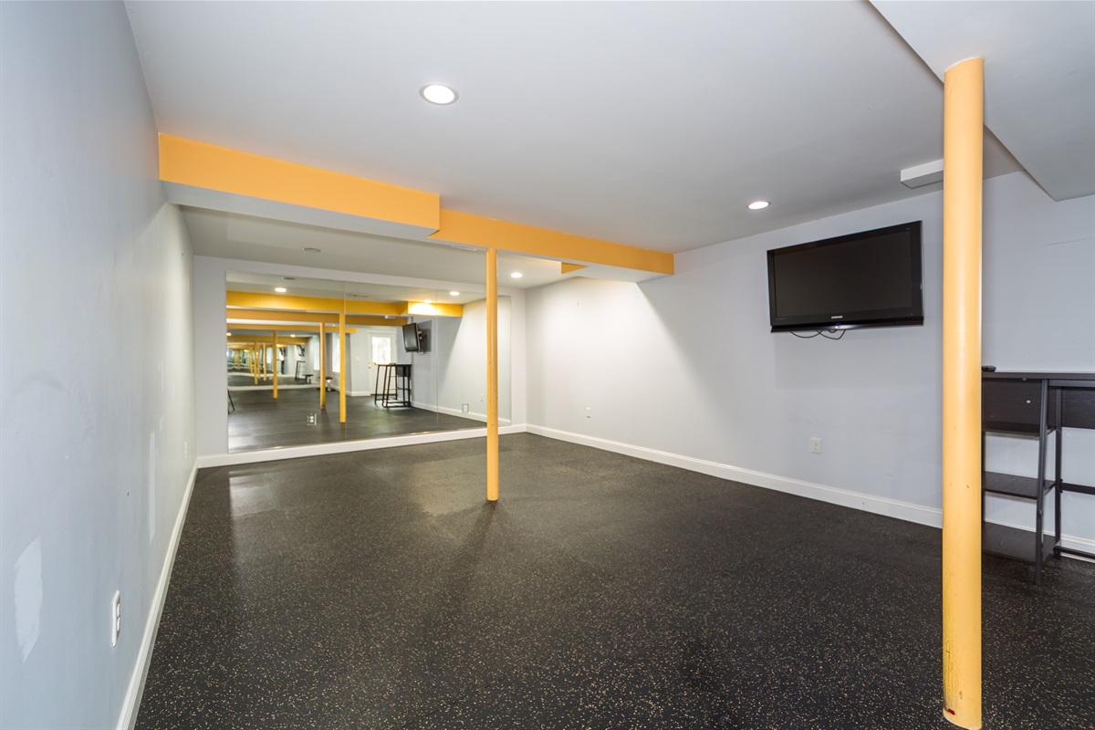 No gym? No problem. This space is ideal for yoga, circuits, or resistance training.
