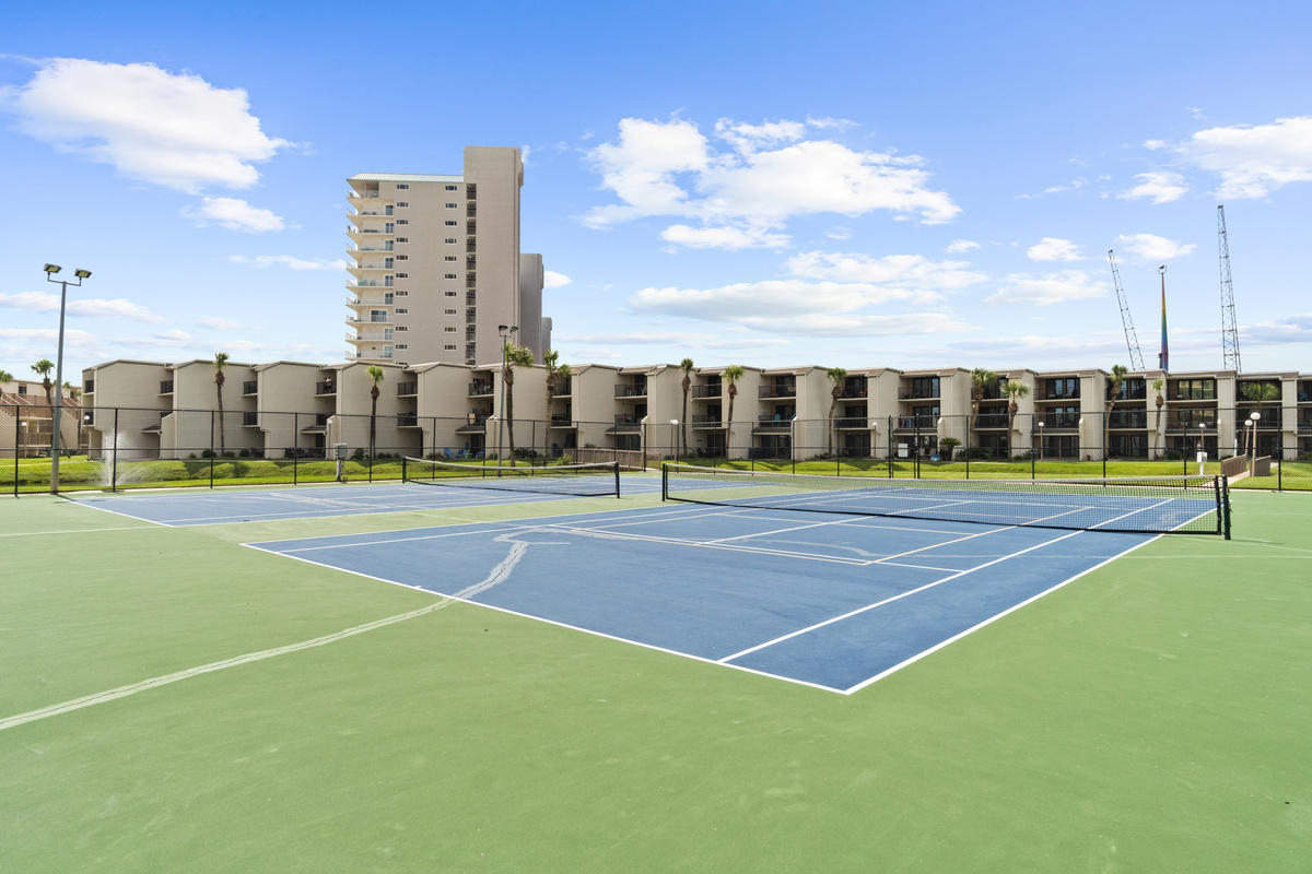 Tennis and Pickleball Courts