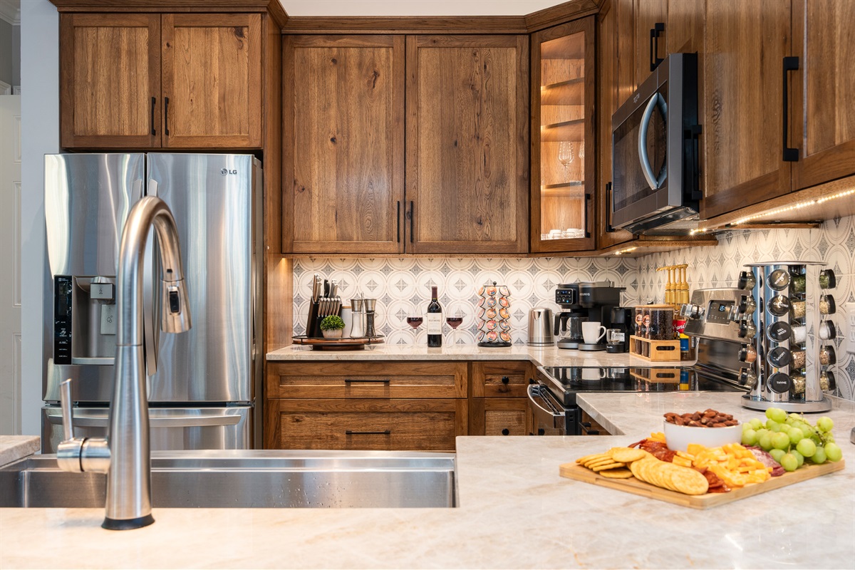 Clean, modern kitchen finishes throughout - functional, well-equipped, and easy to use