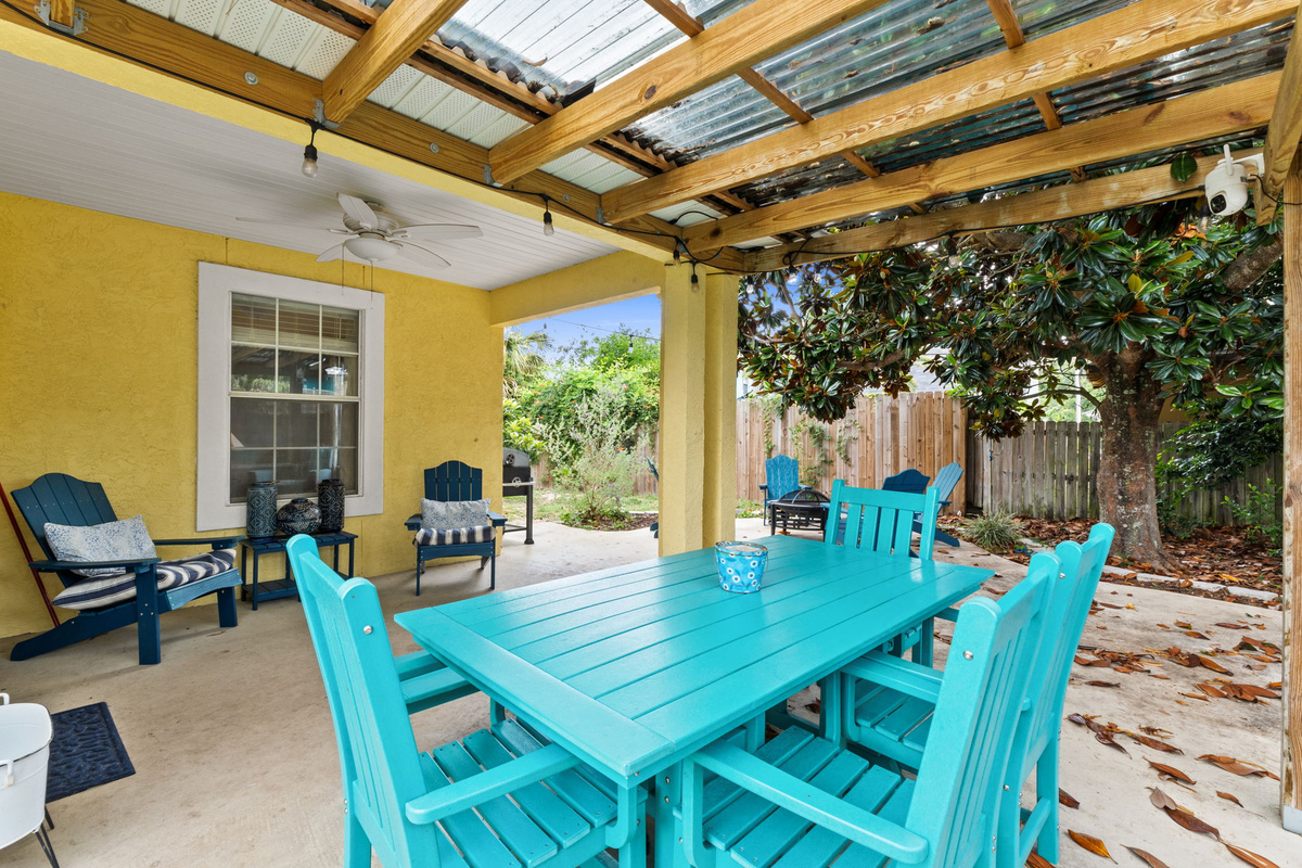 Outside Dining