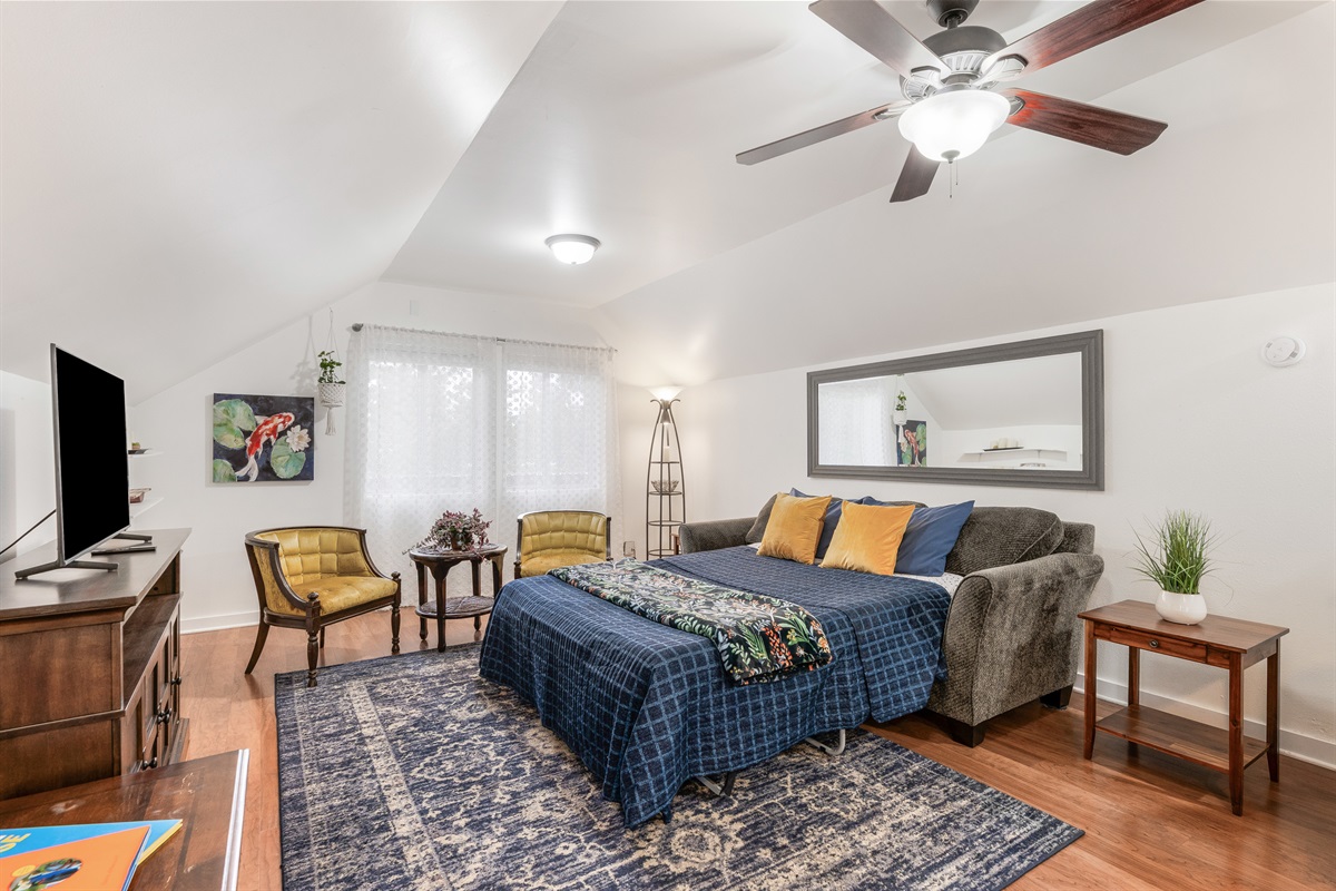 Extra bed for two in the living room