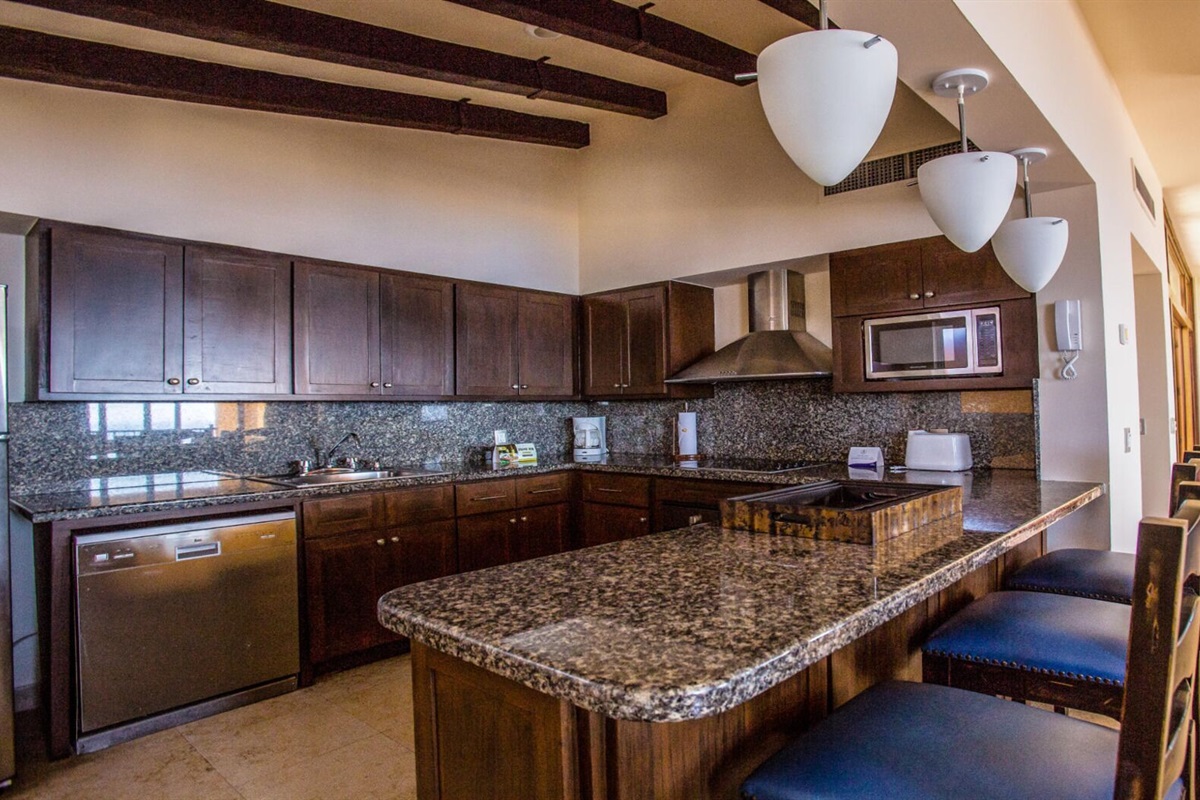 Kitchen at Montecristo, Vacation Travel Exclusives