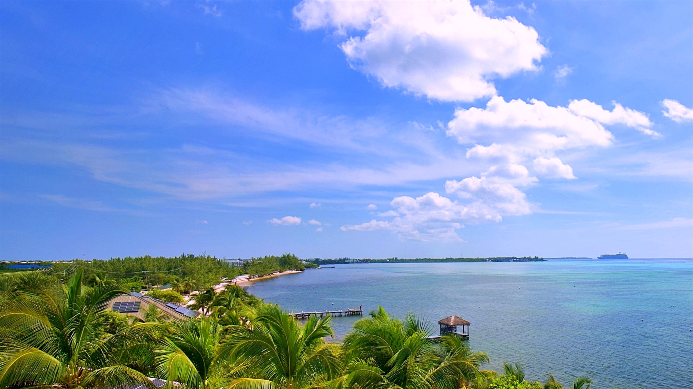 Panoramic Coastline Vistas from a Privileged Vantage