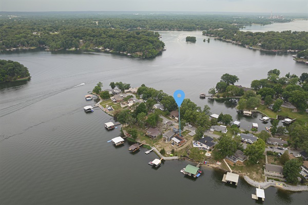 Aerial property view 