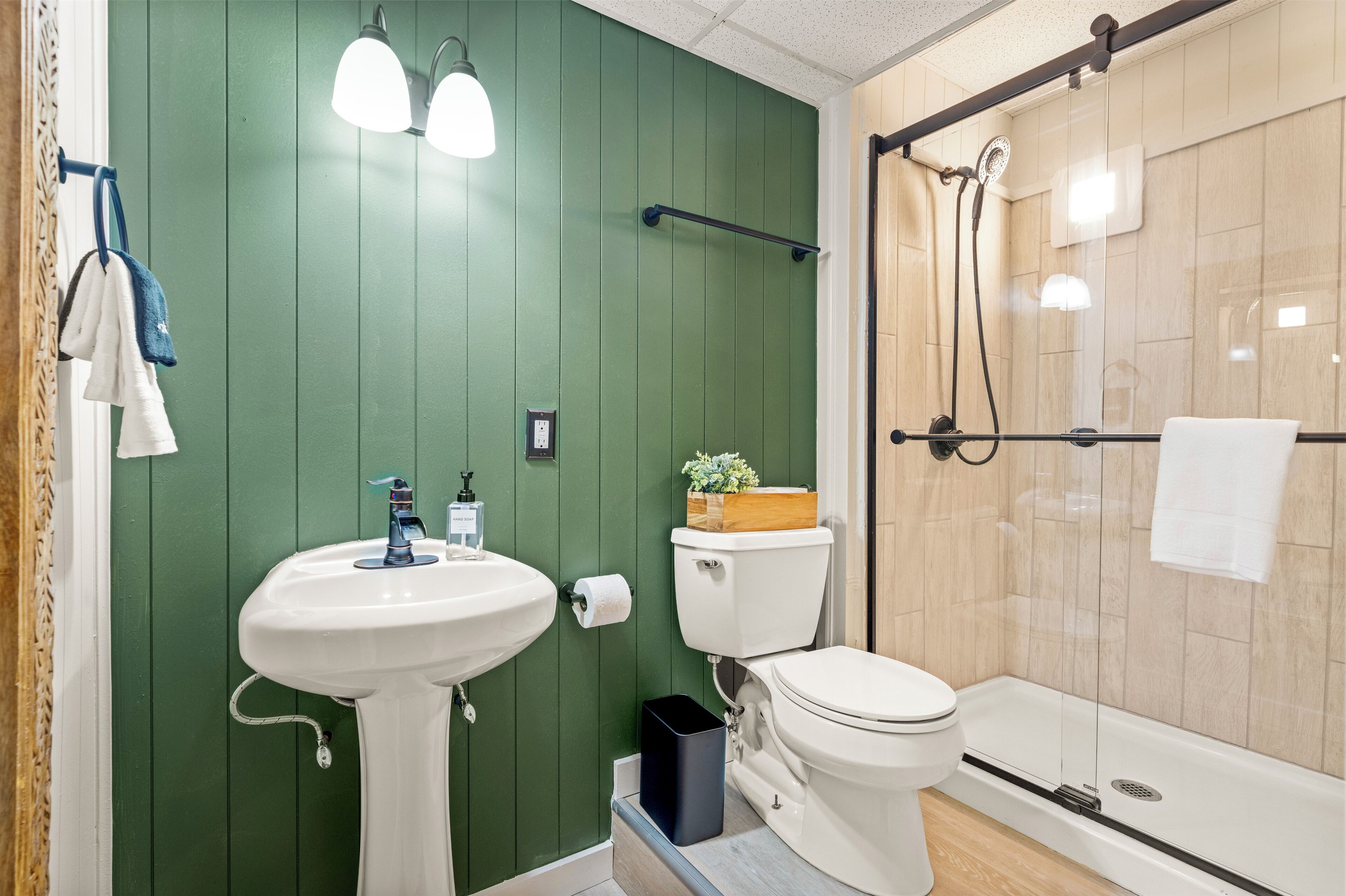 Ensuite bathroom to BR3 with tile shower