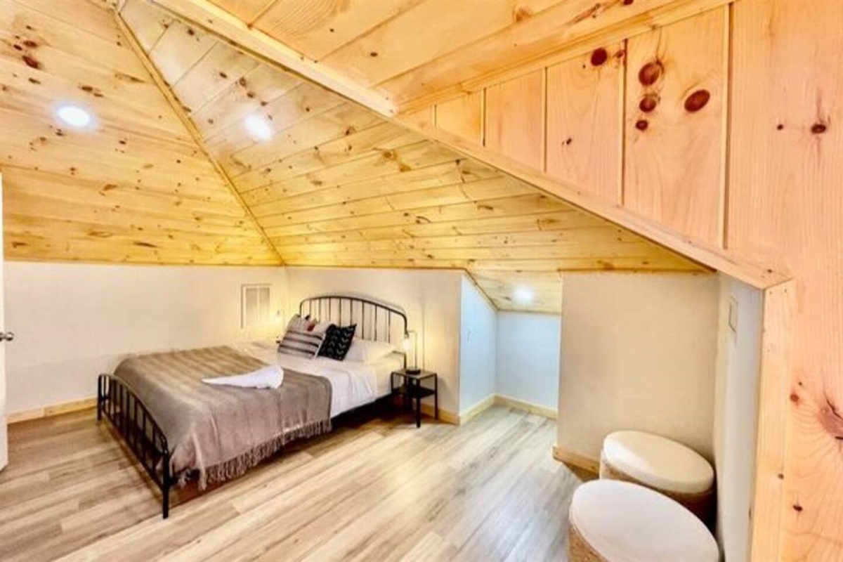 Bedroom#3 - King Bed and En-suite bath