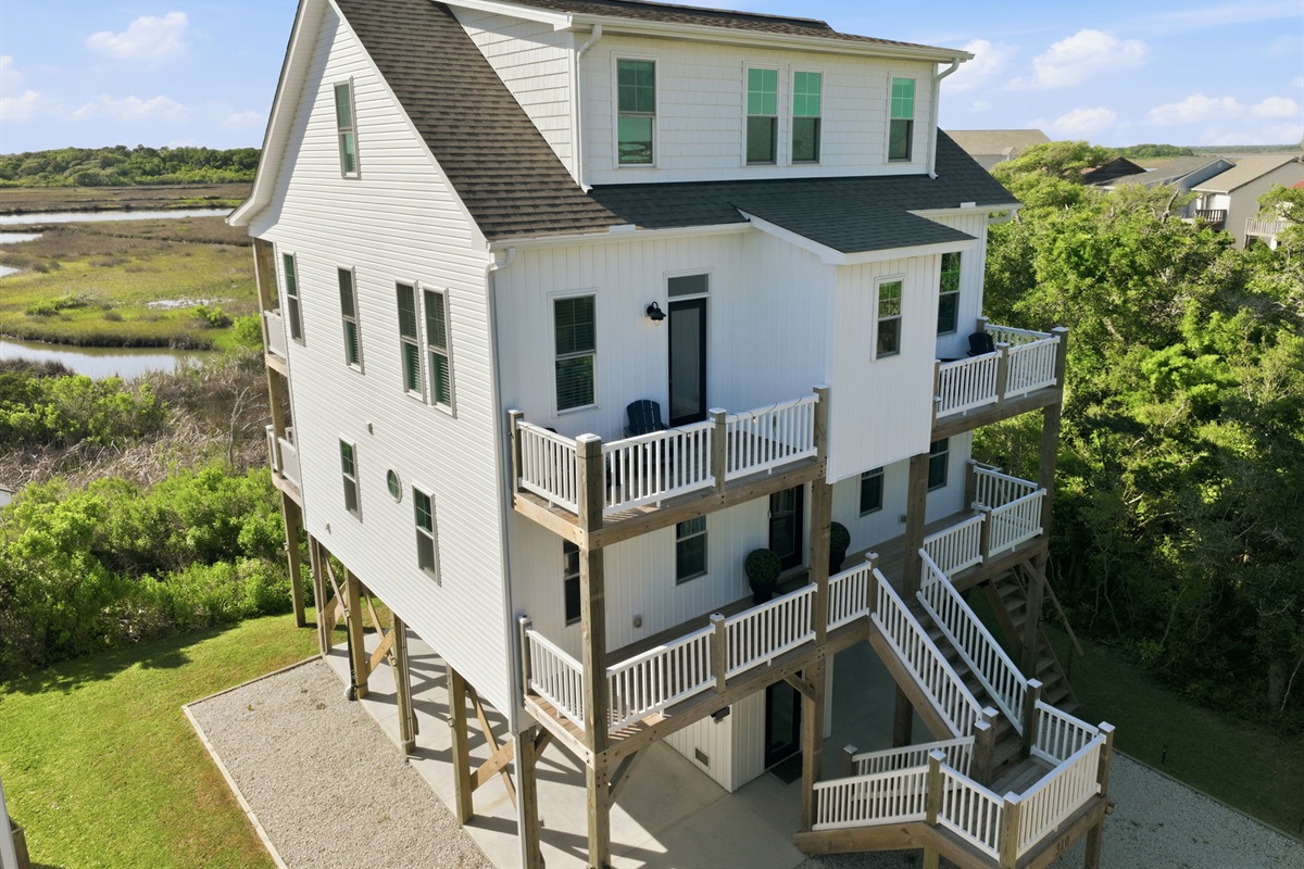 Multiple balconies and outdoor spaces made for soaking in the scenery