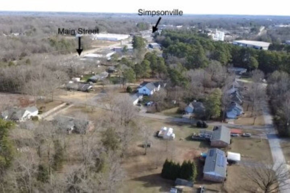 Aerial Picture Showing Proximity to Main Street