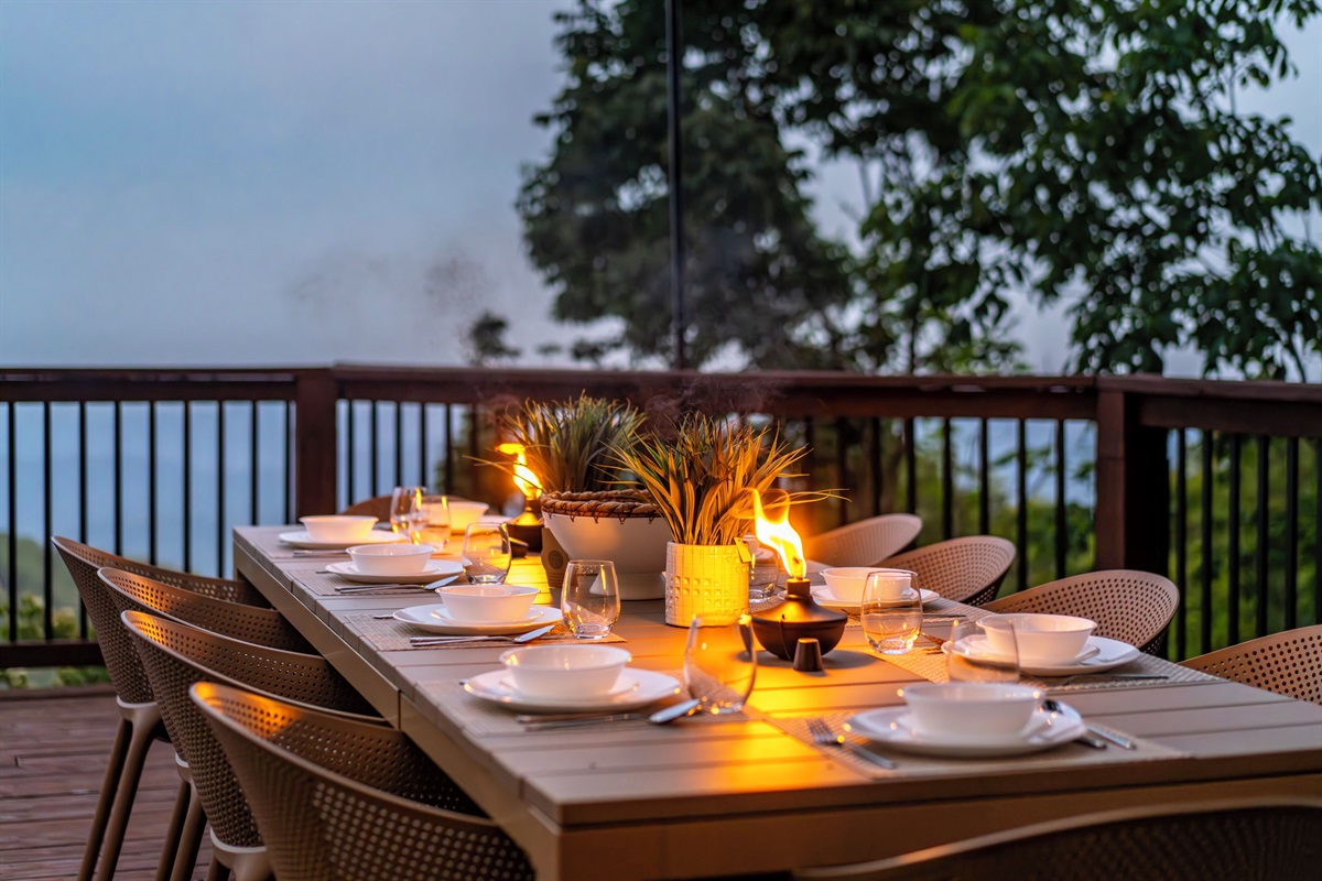 Outdoor dining