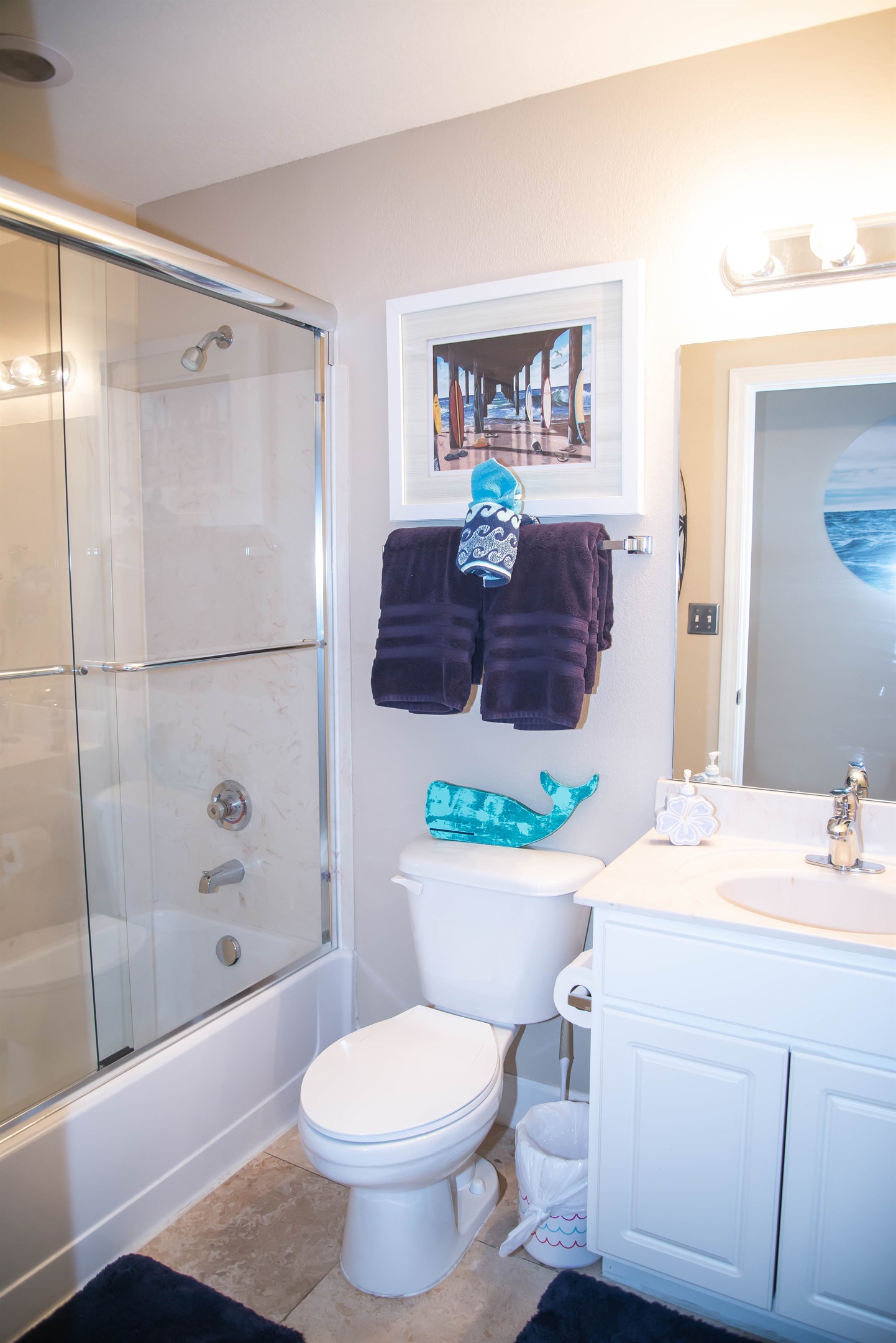 Guest bath in hallway