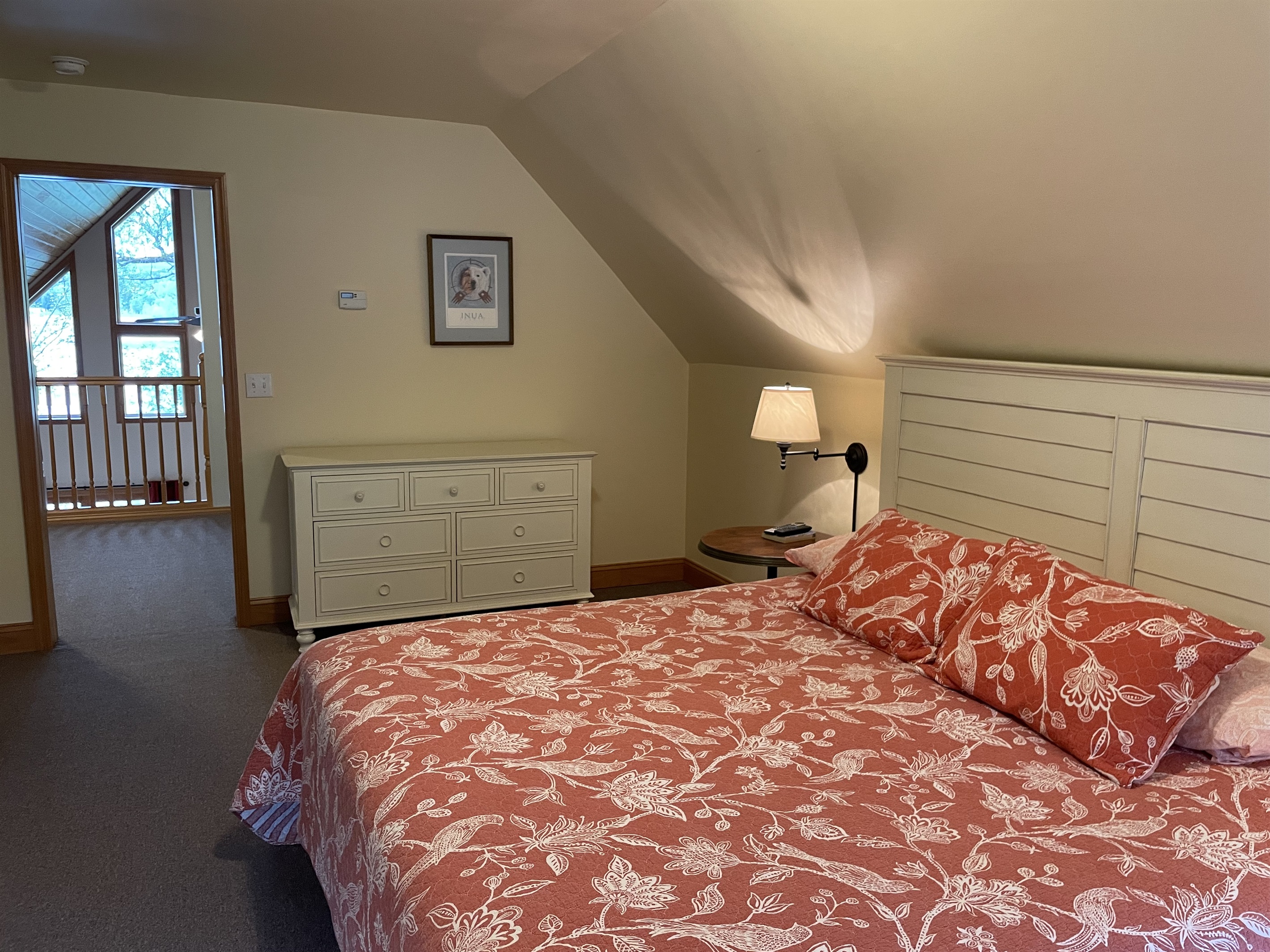 2nd floor King w/ ensuite