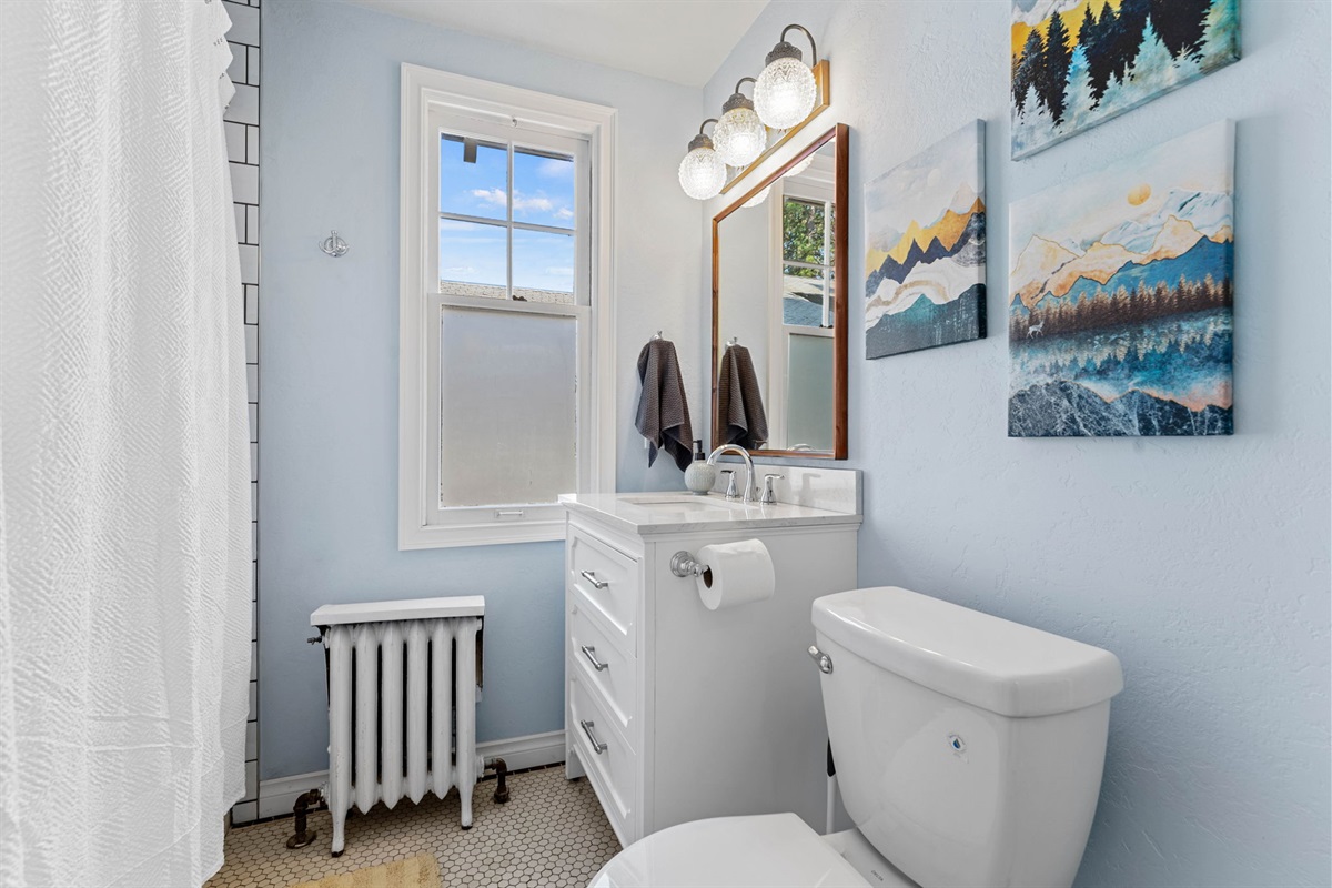 Main Floor Bath with Tub & Shower