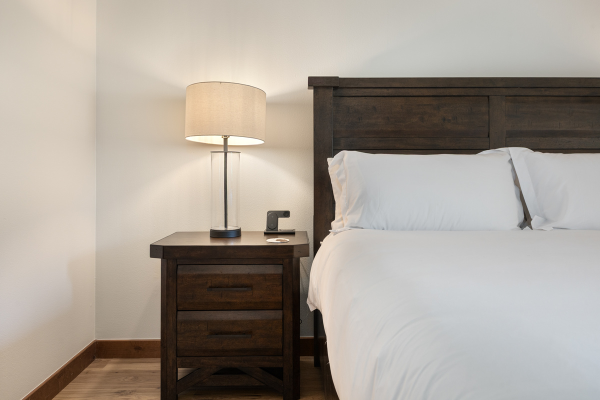 Bedroom #1 | King Bed