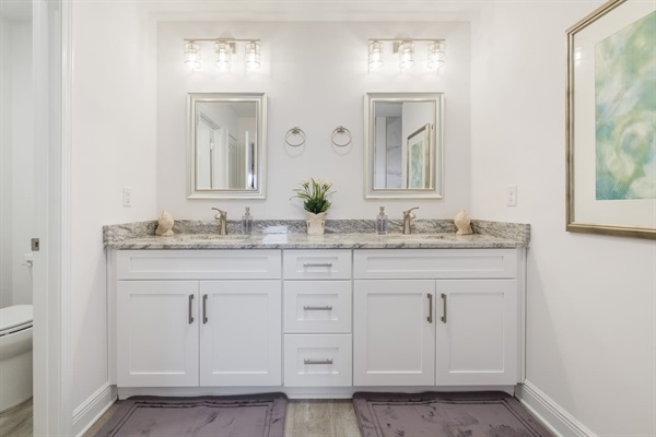 The master bathroom.