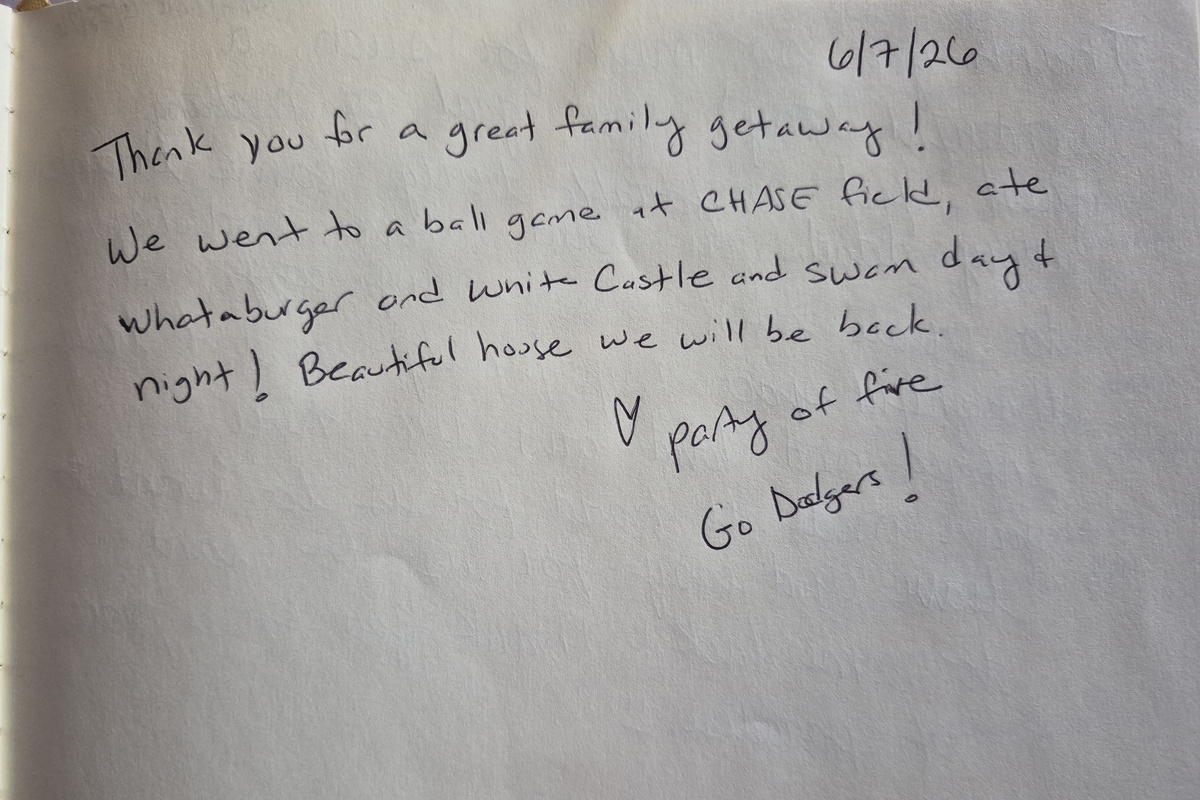 Guest's thoughtful reviews during their stay