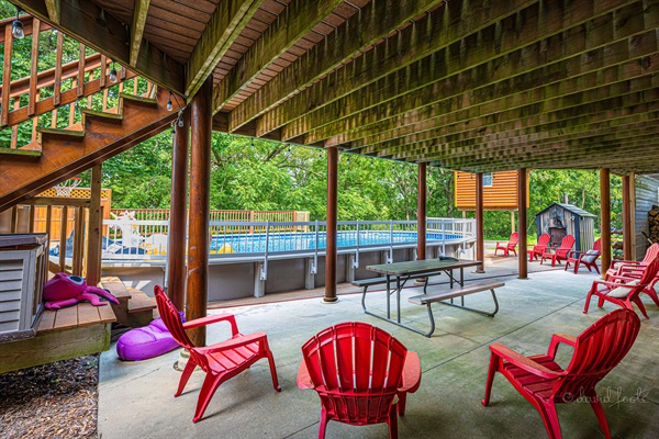 Lots of area to hungout in the shade by the pool