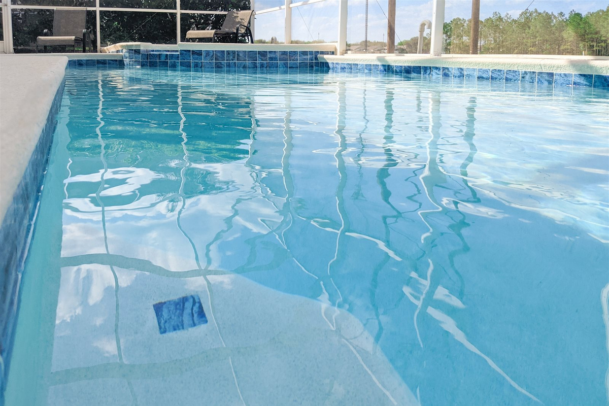 Private Screened Patio Pool.