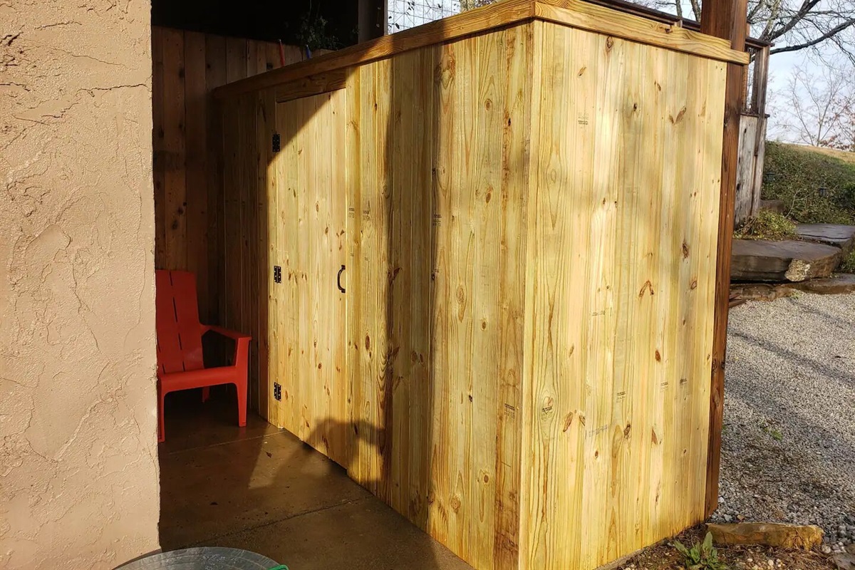 Outdoor shower for rinsing off after the lake