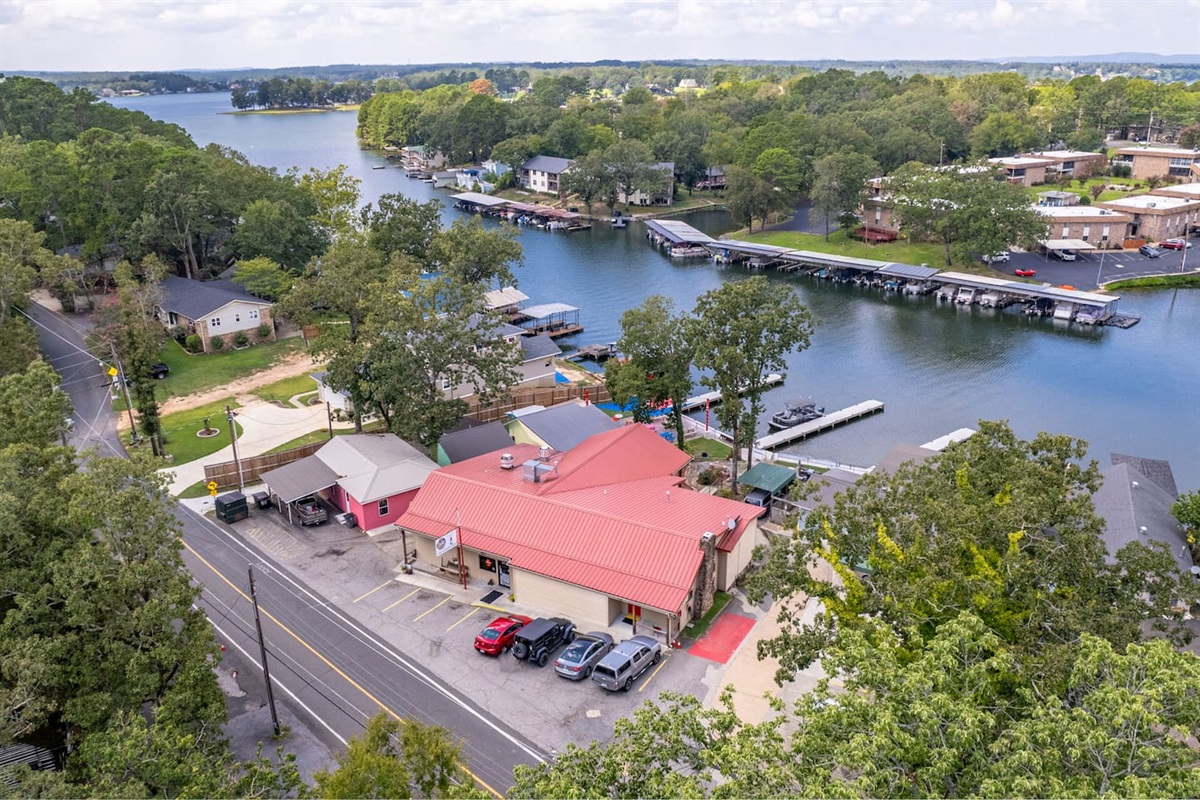 Another Aerial View.  Located on Burchwood Bay Road, the Flamingo Flophouse is Convenient to ALL Things Hot Springs!
