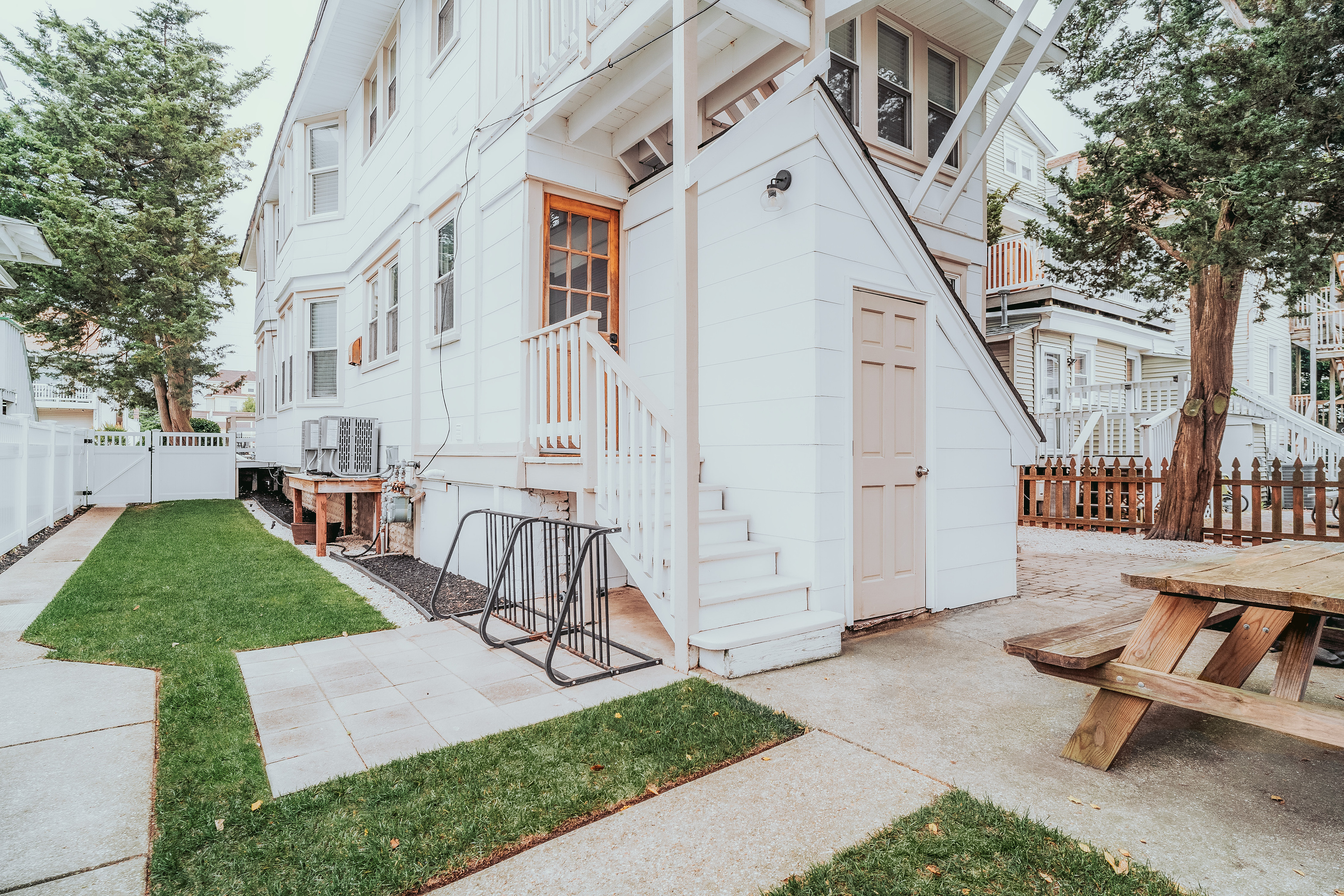 Exterior Side Yard View